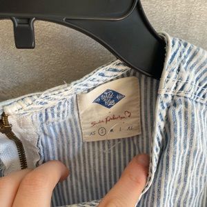 Wild blue Vintage top